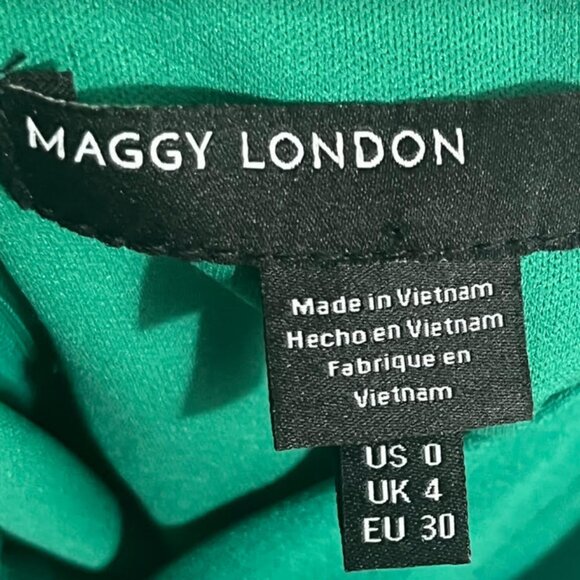 Brand New Green Elegant Dress - Picture 2 of 13